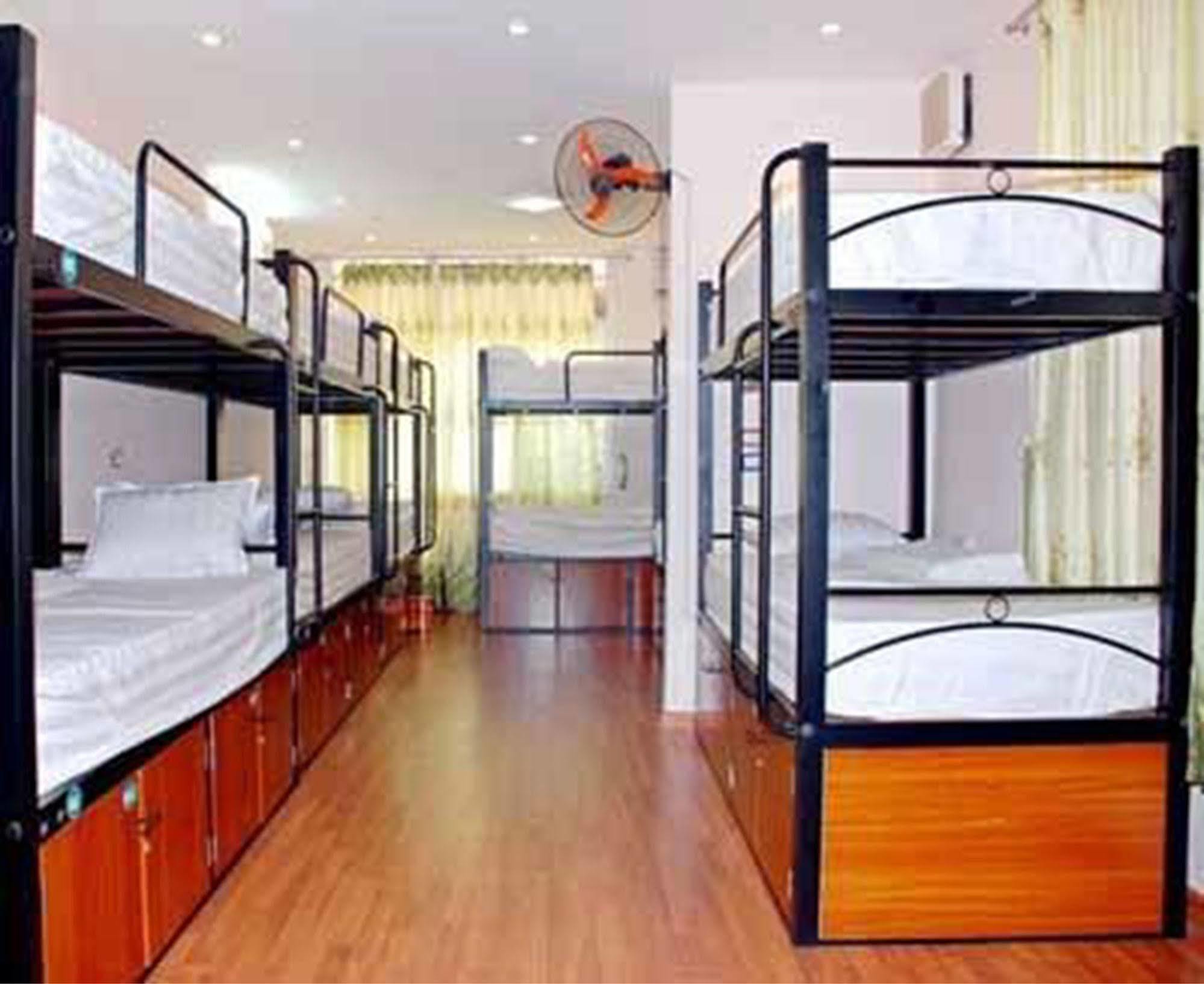 Hanoi Ecogreen Hostel Екстер'єр фото